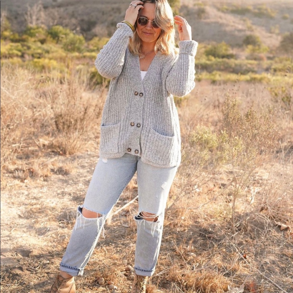 CJLA Carly Jean Los Angeles Nash chunk knit cardigan sweater